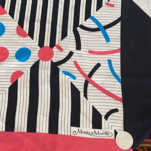 Monique?Martin Vintage Silk Scarf - Picture 4 of 6